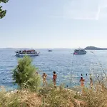 Beachfront With Balcony And Parking * 스플리트