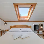 Apartman Beachfront With Balcony And Parking *